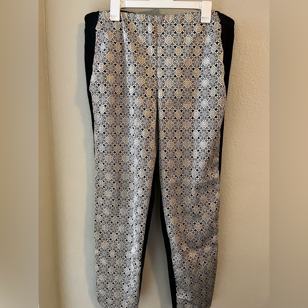 Lane Bryant Black & Gold Metallic Jacquard Ponte Slim Leg Pants size 18/20 - Picture 9 of 12